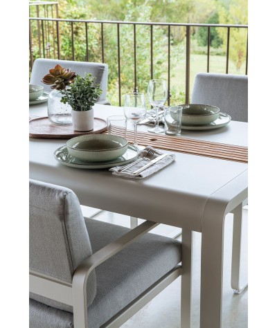 Table Bellevie Fermob avec Rangement 196x90x74 - Élégance et Fonctionnalité pour Extérieur