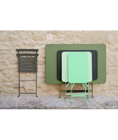 Chaise Métal Bistro Fermob - L'Intemporelle pour Vos Espaces Extérieurs