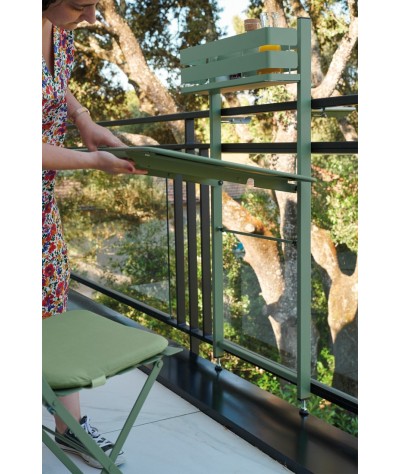 Table Balcon Bistro Fermob – Design Intelligent et Gain de Place