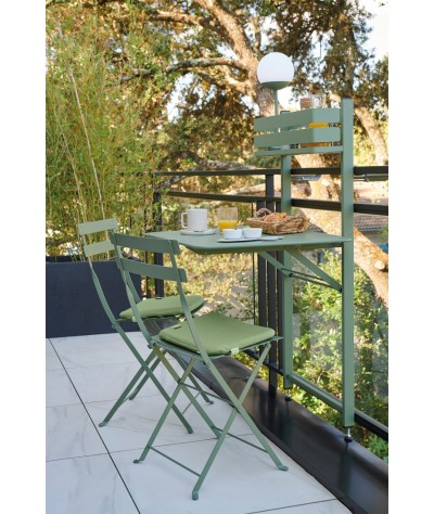 Table Balcon Bistro Fermob – Design Intelligent et Gain de Place