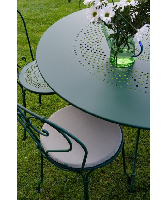 Chaise 1900 Fermob - Élégance et Style Intemporel pour votre Jardin