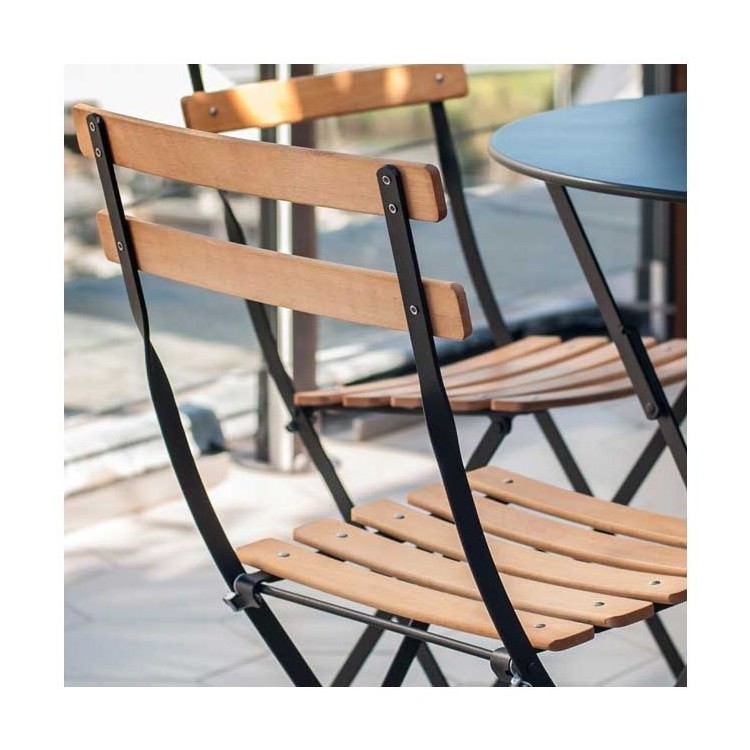 Chaise Naturel Bistro Fermob - Authenticité et Élégance Intemporelle