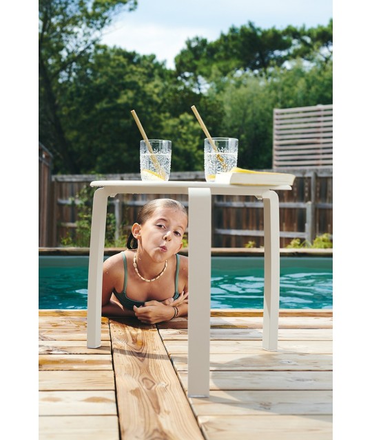 Table Basse Alizé Fermob 48 cm - Élégante et Pratique pour Terrasse et Jardin